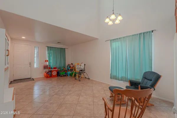 $599,999 | 1538 East Nightingale Lane, Gilbert, AZ 85298