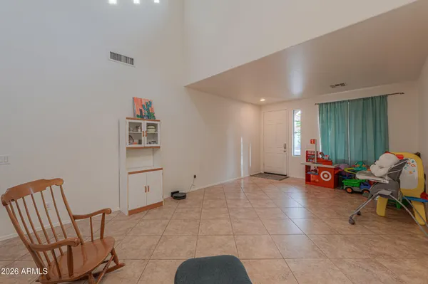 $599,999 | 1538 East Nightingale Lane, Gilbert, AZ 85298