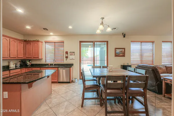 $599,999 | 1538 East Nightingale Lane, Gilbert, AZ 85298