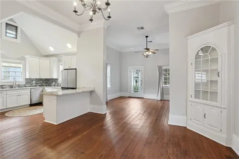 $685,000 | 1735 Delachaise Street, New Orleans, LA 70115