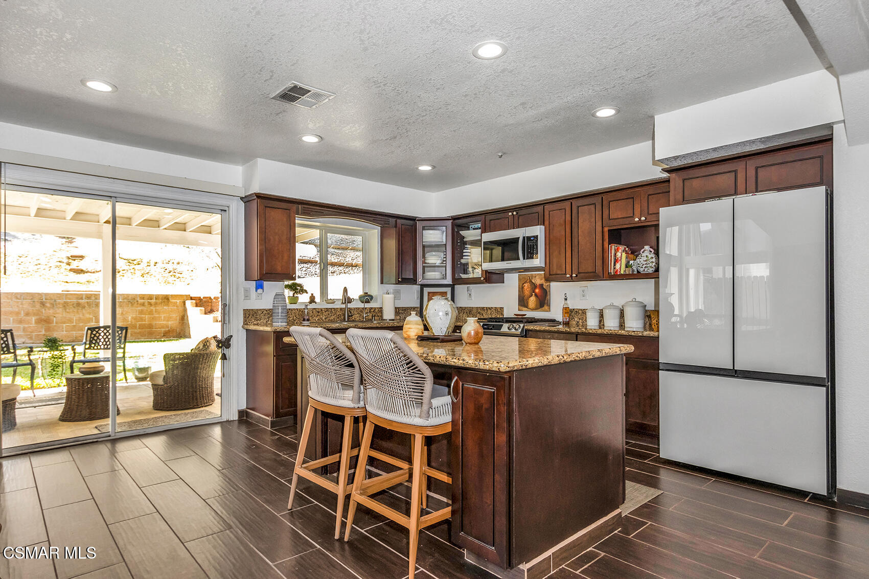 15425 Tobarra Road Fontana, CA 92337 - Photo 14 of 37 IMG_8539