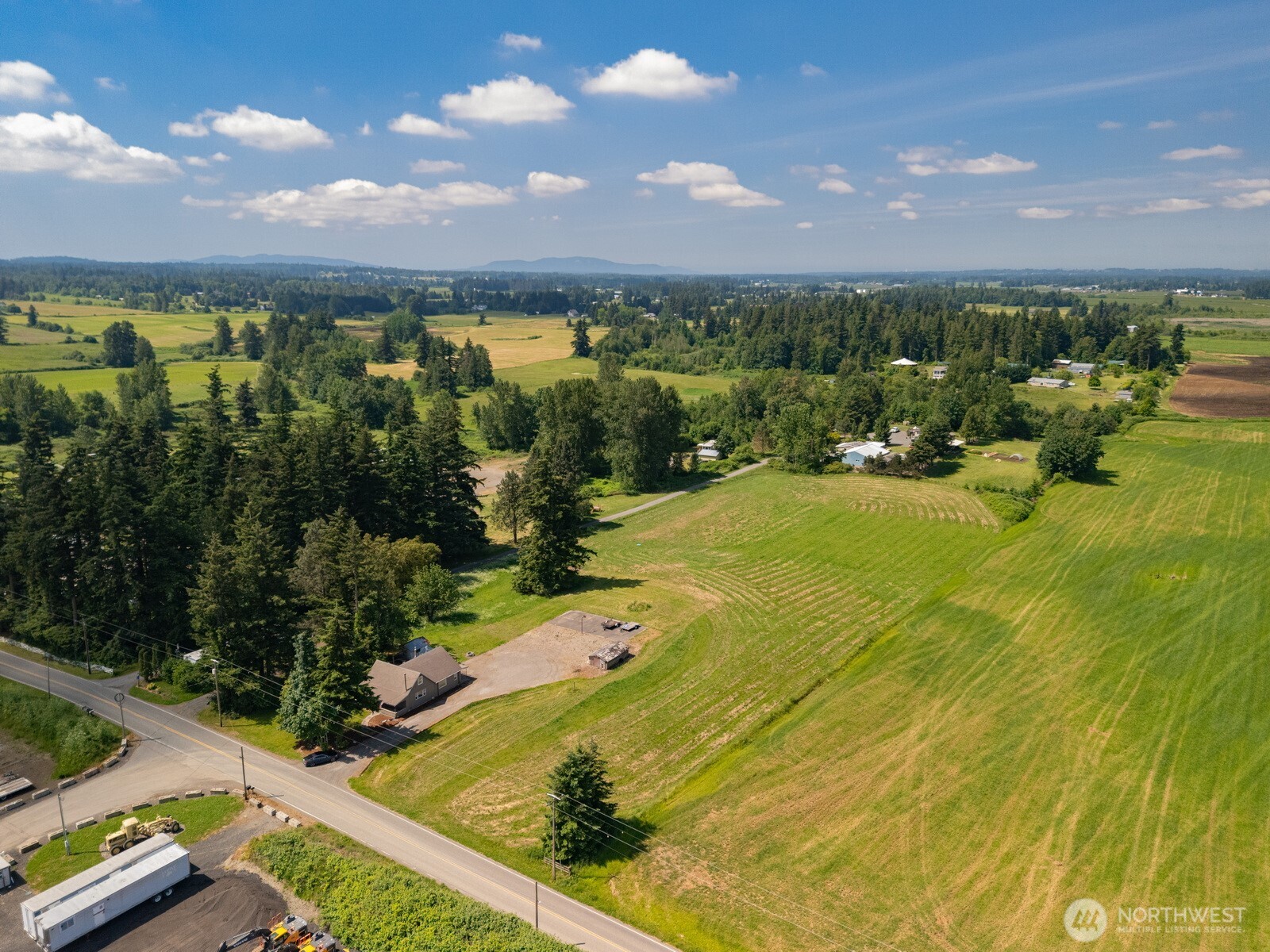 6791 Noon Road Everson, WA 98247 - Photo 33 of 38 a view of a lake with a houses