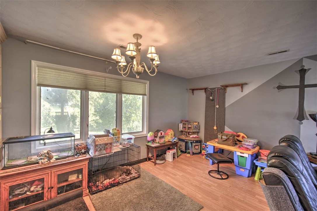 915 East 2700 North Road Moweaqua, IL 62550 - Photo 6 of 25