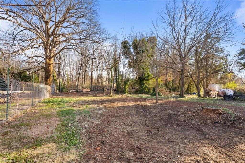 1213 South Elm Street High Point, NC 27260 - Photo 15 of 37