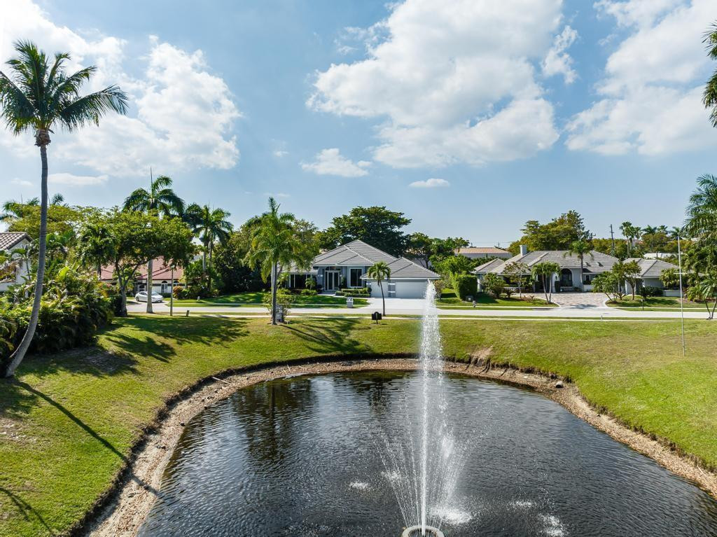 7641 Northeast Morningside Terrace Boca Raton, FL 33487 - Photo 5 of 36 Photo 5