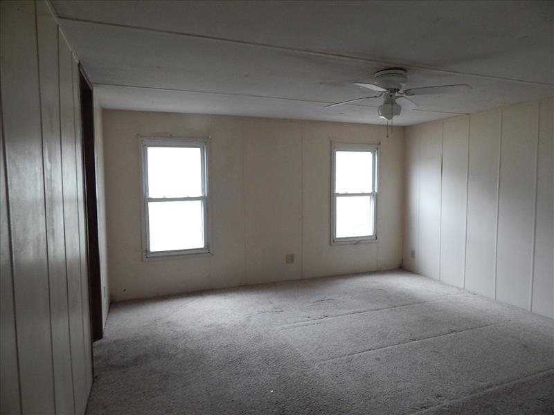 175 Indiana Street Elberfeld, IN 47613 - Photo 7 of 13 Gallery Image 7