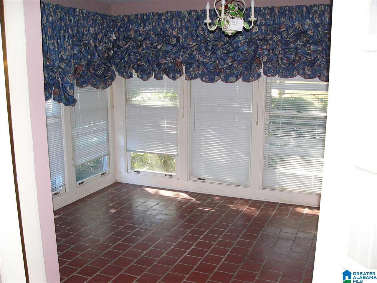 2436 Shades Crest Road Birmingham, AL 35216 - Photo 5 of 25