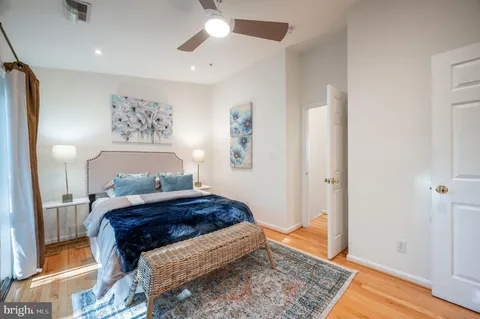 $980,000 | 122 Sanborn Place, Alexandria, VA 22305