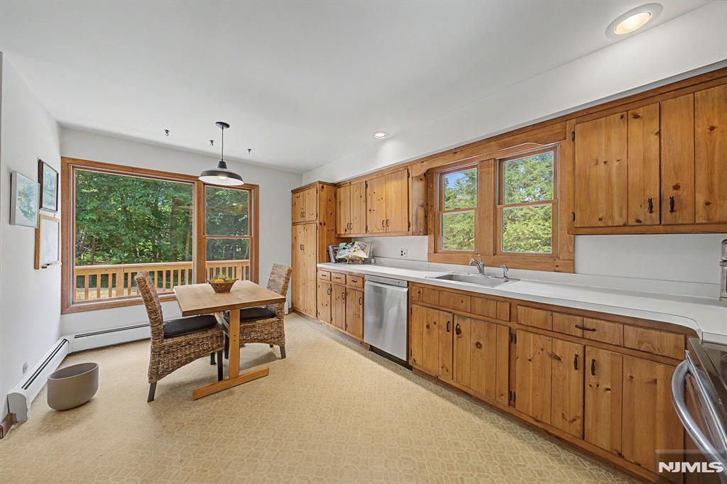 829 Ramapo Valley Road Oakland, NJ 07436 - Photo 20 of 50