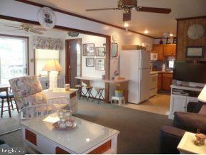 15 Mary Alice Road Manahawkin, NJ 08050 - Photo 3 of 15 Gallery Image 3