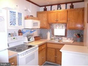 15 Mary Alice Road Manahawkin, NJ 08050 - Photo 5 of 15 Gallery Image 5