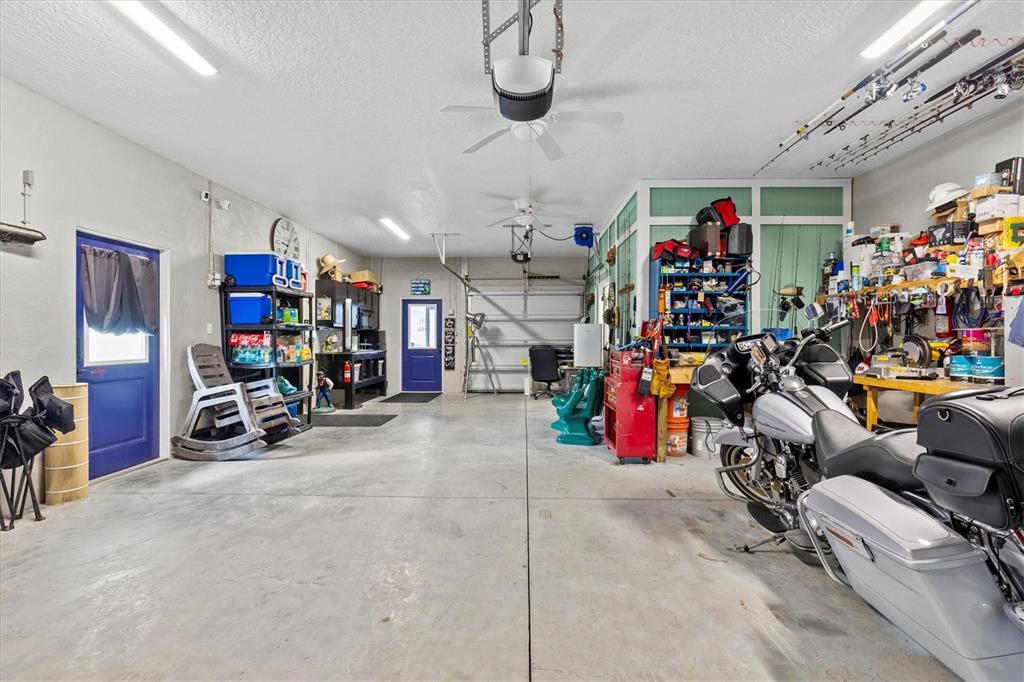 6241 Colony Circle Weeki Wachee, FL 34607 - Photo 13 of 69