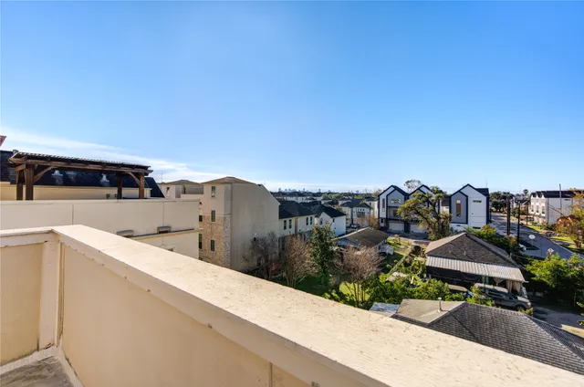 $3,398 | 5226 Kiam Street, Unit 1015, Houston, TX 77007