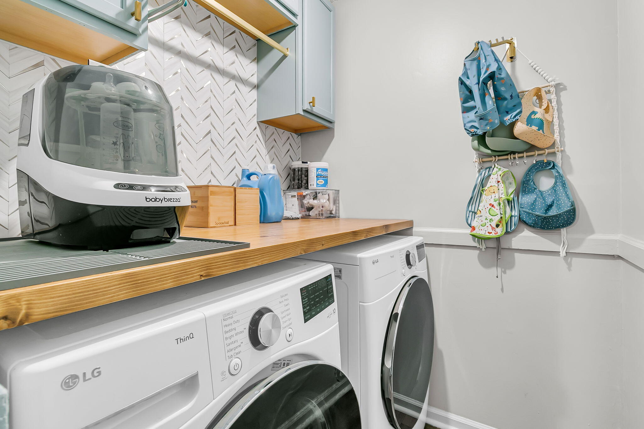 1415 Oak Landing Road Mount Pleasant, SC 29464 - Photo 18 of 42 Laundry