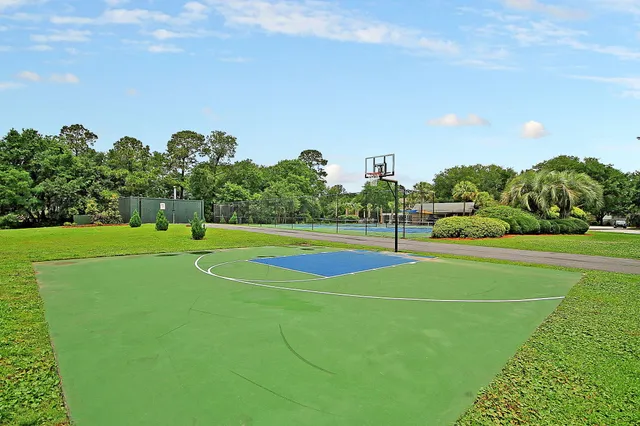 $735,000 | 1415 Oak Landing Road, Mount Pleasant, SC 29464