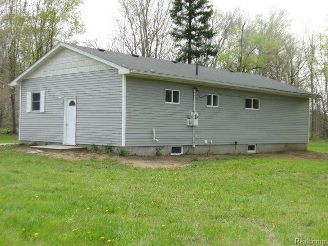 4113 Newark Road Attica, MI 48412 - Photo 21 of 26 Rear.JPG
