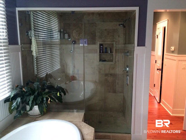 346 Lake Juniper Road Brewton, AL 36426 - Photo 15 of 27 Master Bath