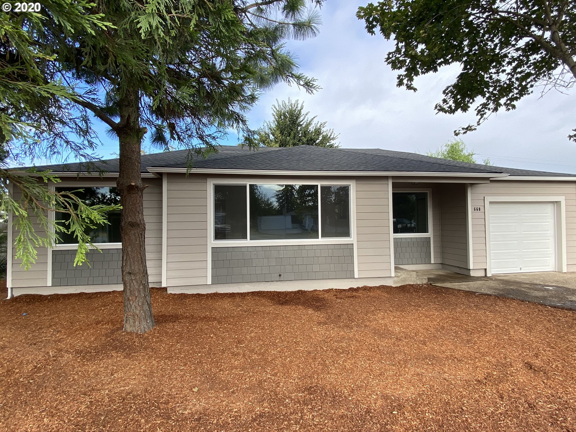 660 32nd Street Springfield, OR 97478 - Photo 1 of 23