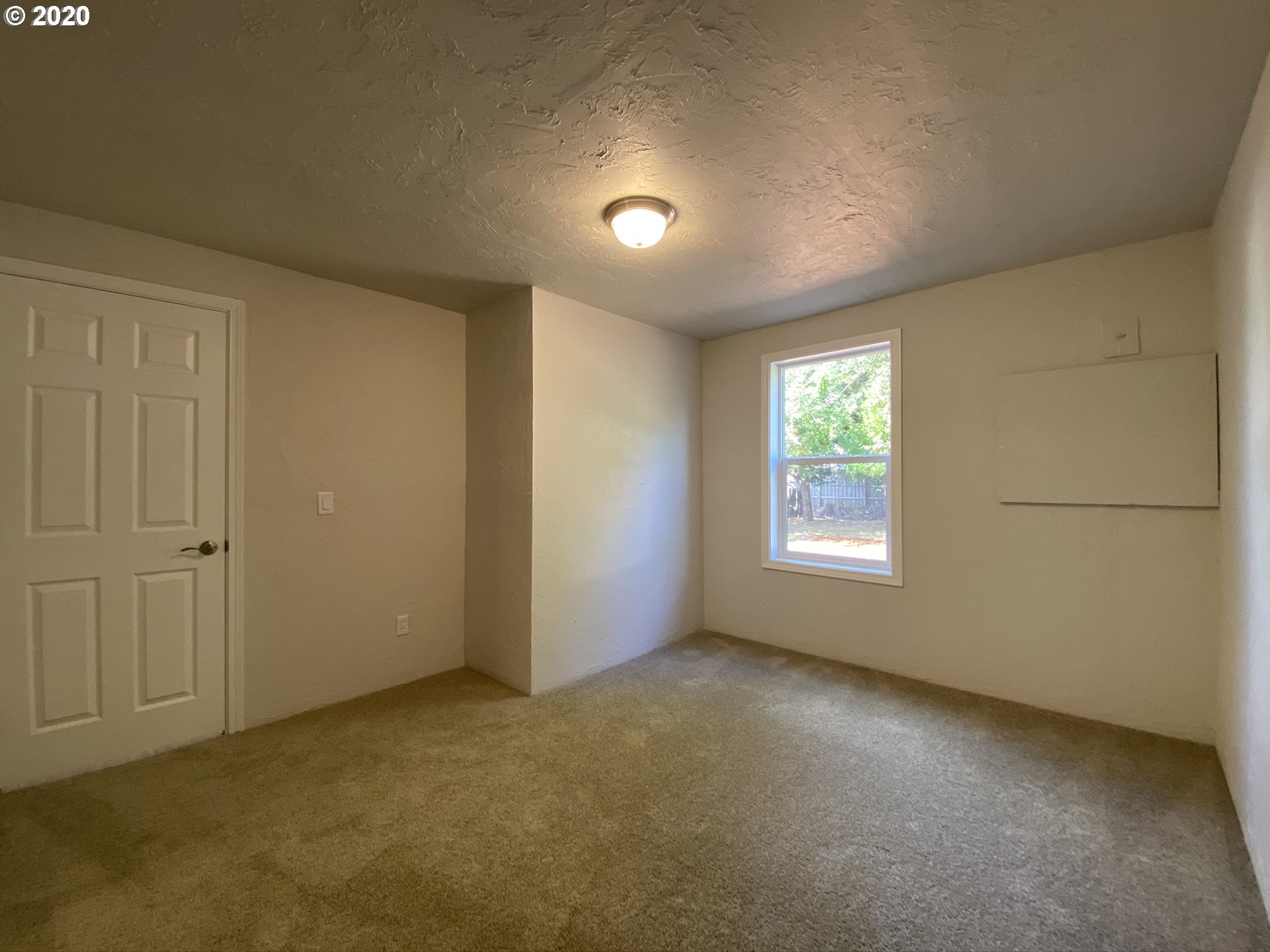 660 32nd Street Springfield, OR 97478 - Photo 15 of 23