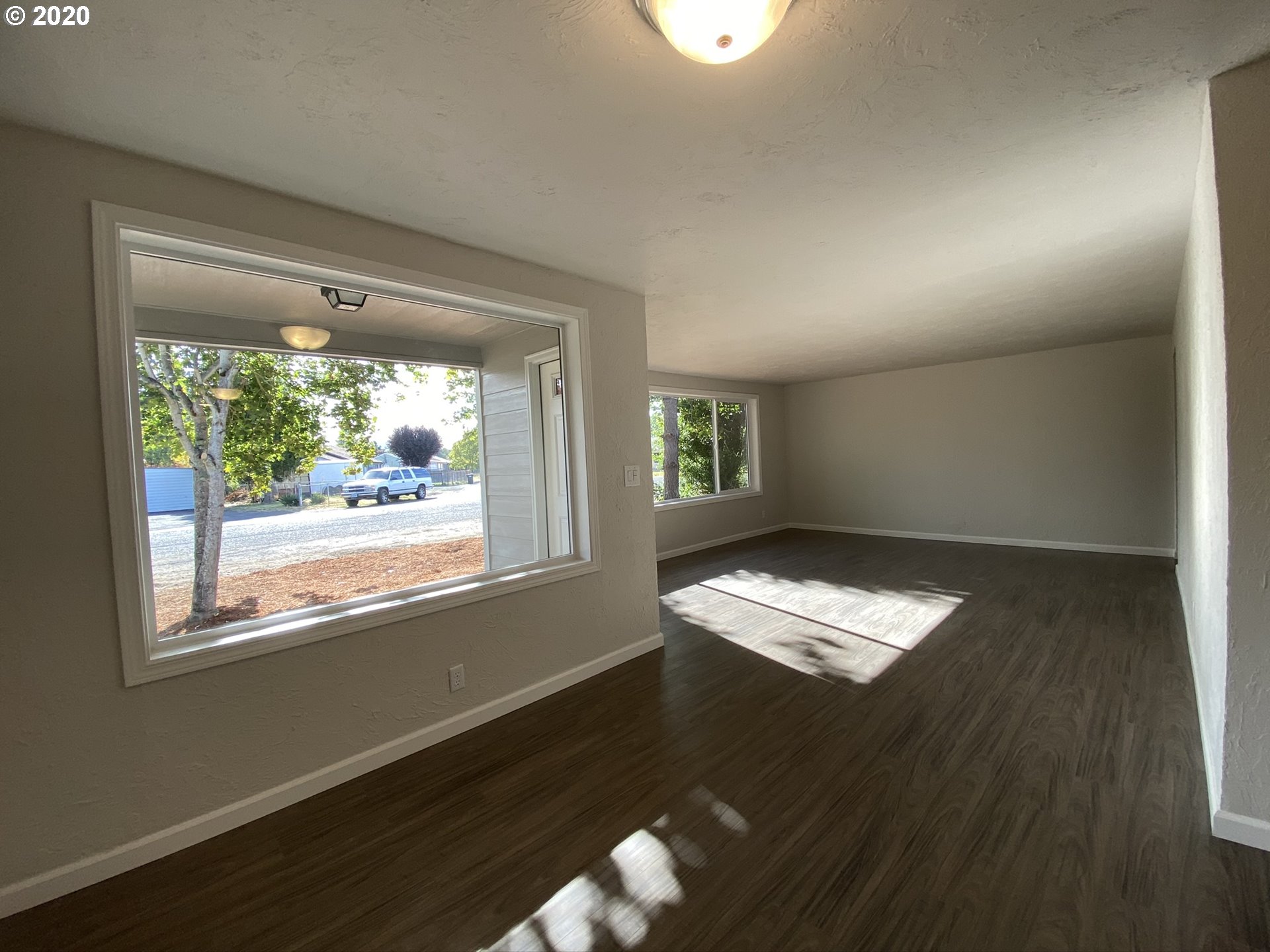 660 32nd Street Springfield, OR 97478 - Photo 5 of 23
