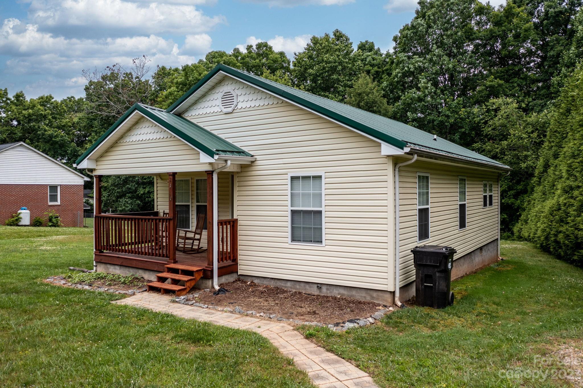 2164 Zion Road Morganton, NC 28655 - Photo 18 of 31 Gallery Image 18