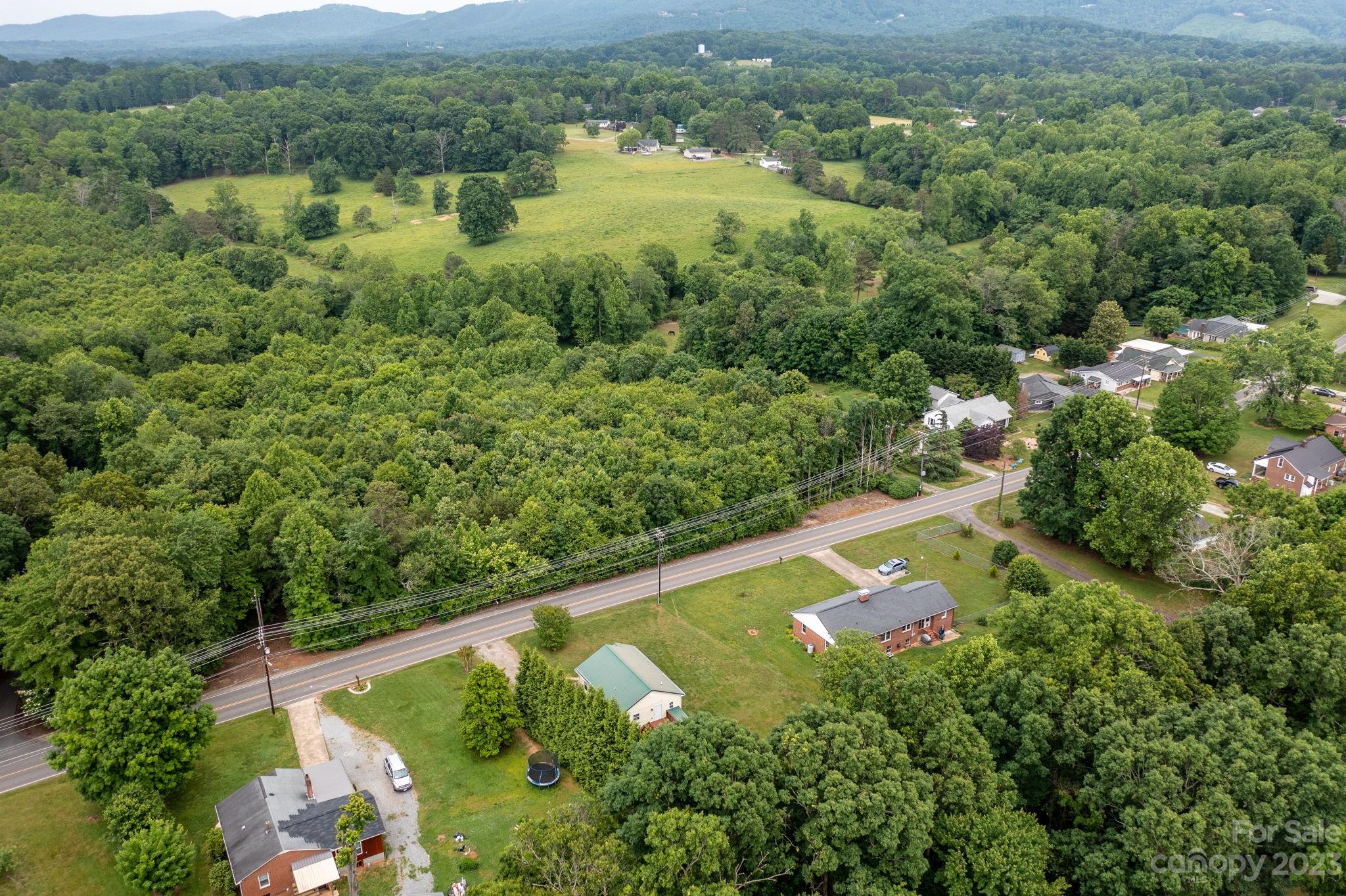 2164 Zion Road Morganton, NC 28655 - Photo 30 of 31 Gallery Image 30