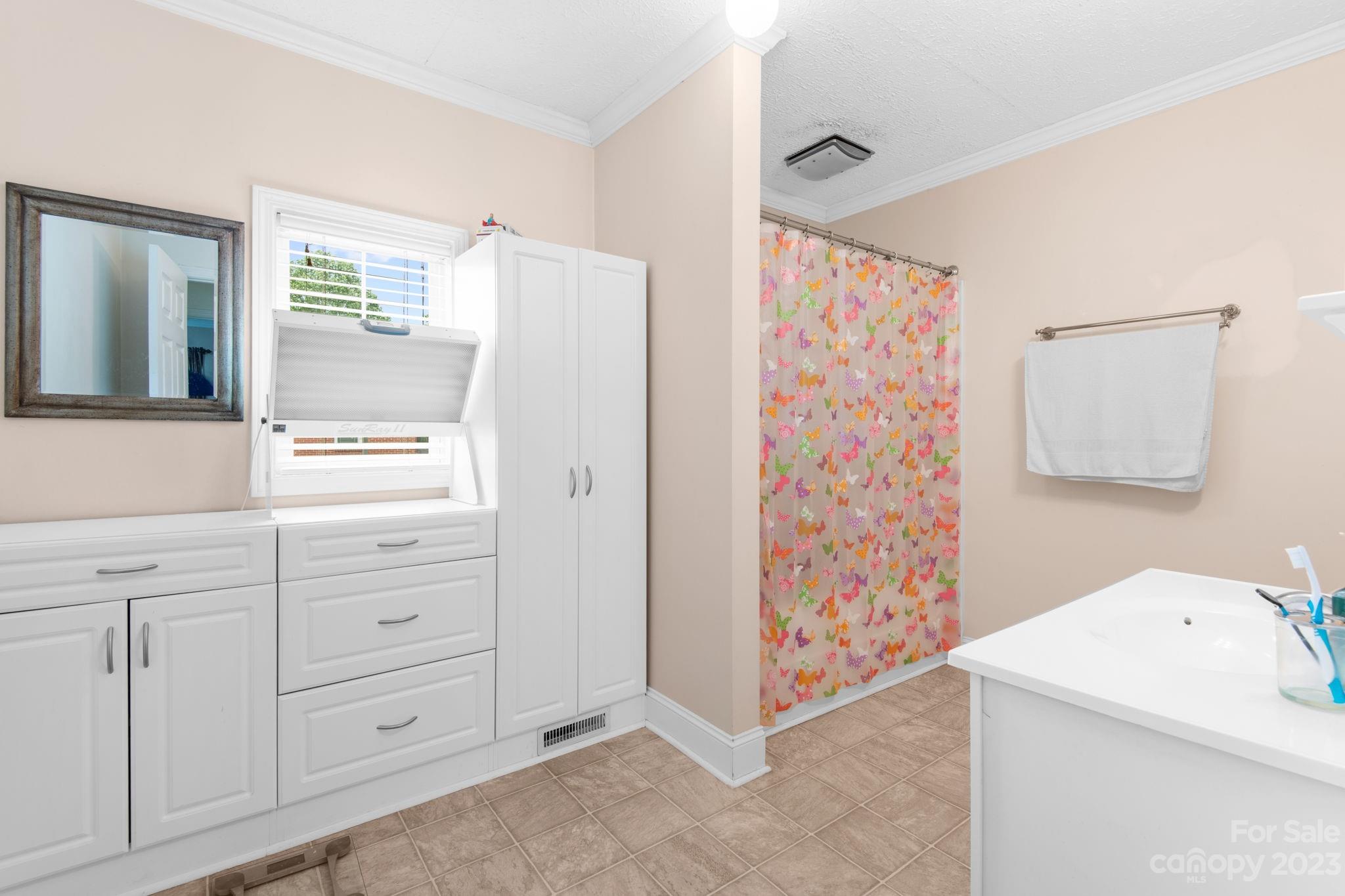 2164 Zion Road Morganton, NC 28655 - Photo 8 of 31 Gallery Image 8