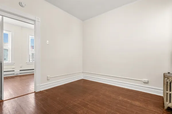 $2,400 | 711 6th Street, Unit 2, Union City, NJ 07087