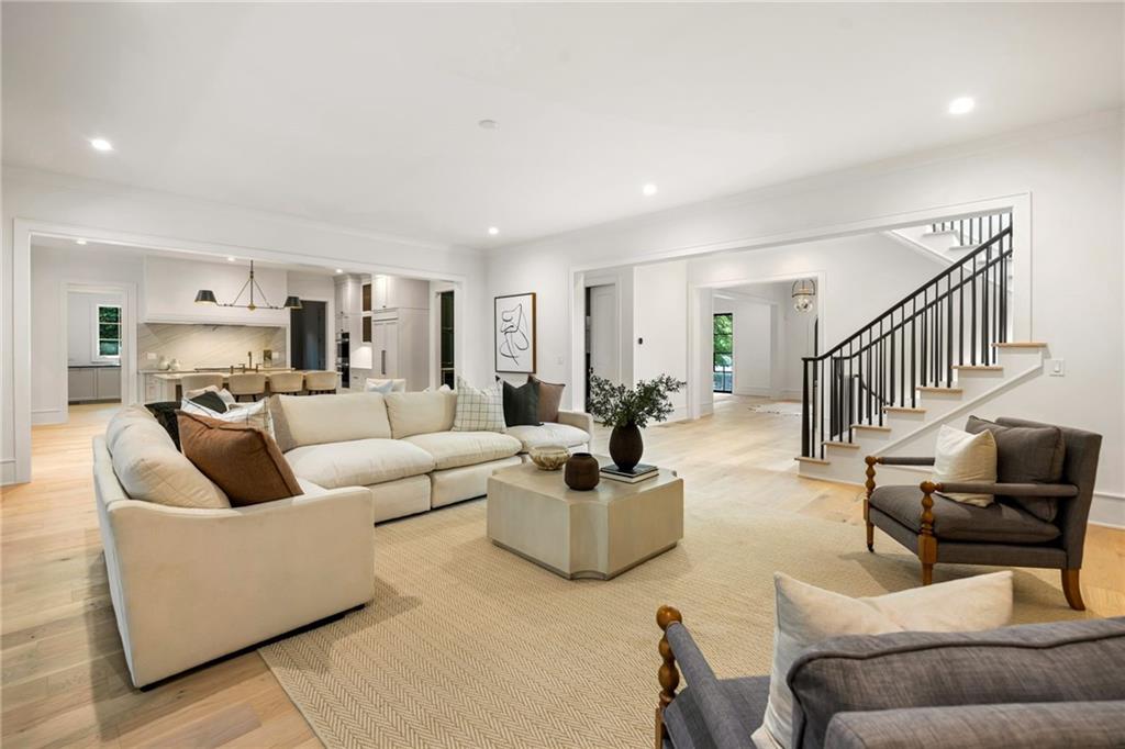 1347 West Wesley Road Northwest Atlanta, GA 30327 - Photo 7 of 58 Gallery Image 7