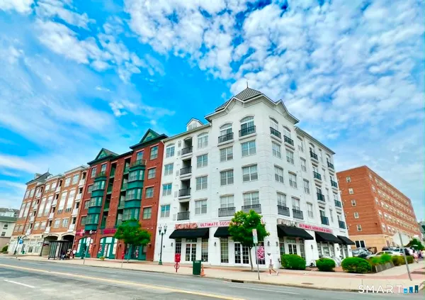 $3,025 | 850 East Main Street, Unit 430, Stamford, CT 06902