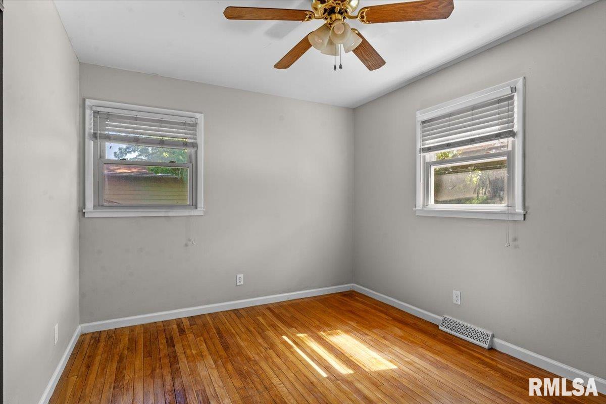 101 Adloff Lane Springfield, IL 62703 - Photo 17 of 32