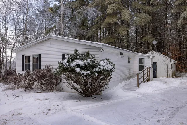 $269,000 | 99 Pray Hill Road, Wakefield, NH 03872