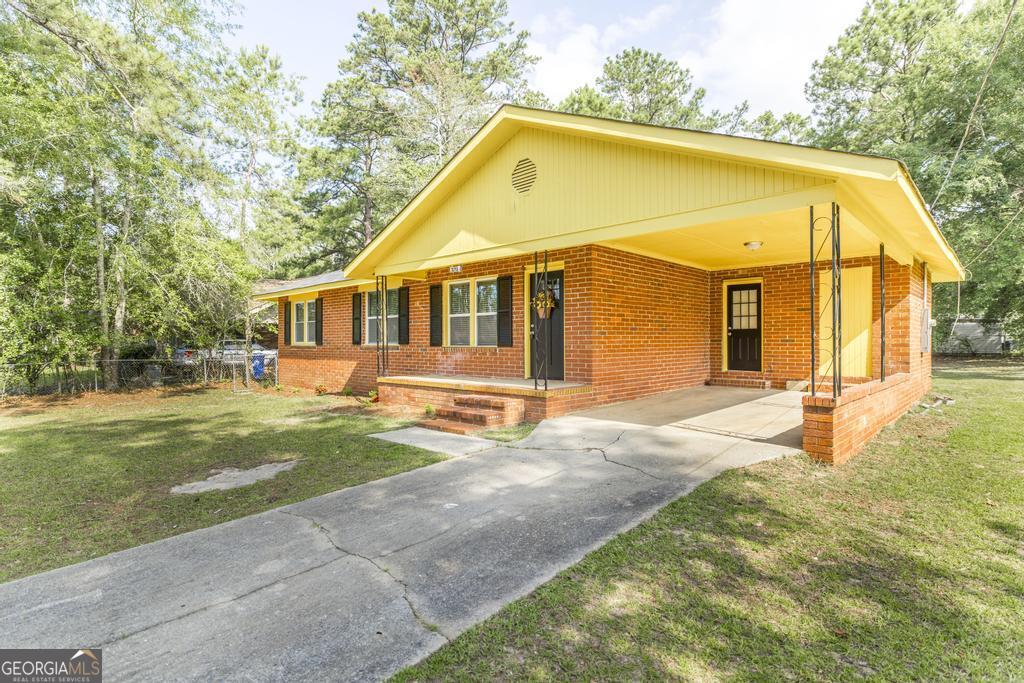 701 Magnolia Drive Dublin, GA 31021 - Photo 4 of 28