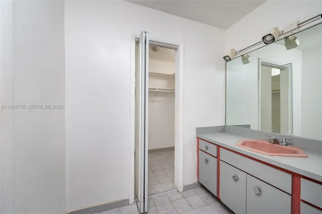 $3,000 | 201 Northwest 34th Avenue, Unit 201, Miami, FL 33125