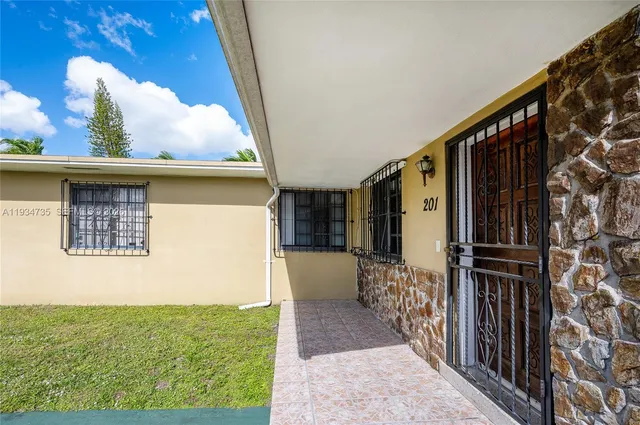 $3,000 | 201 Northwest 34th Avenue, Unit 201, Miami, FL 33125