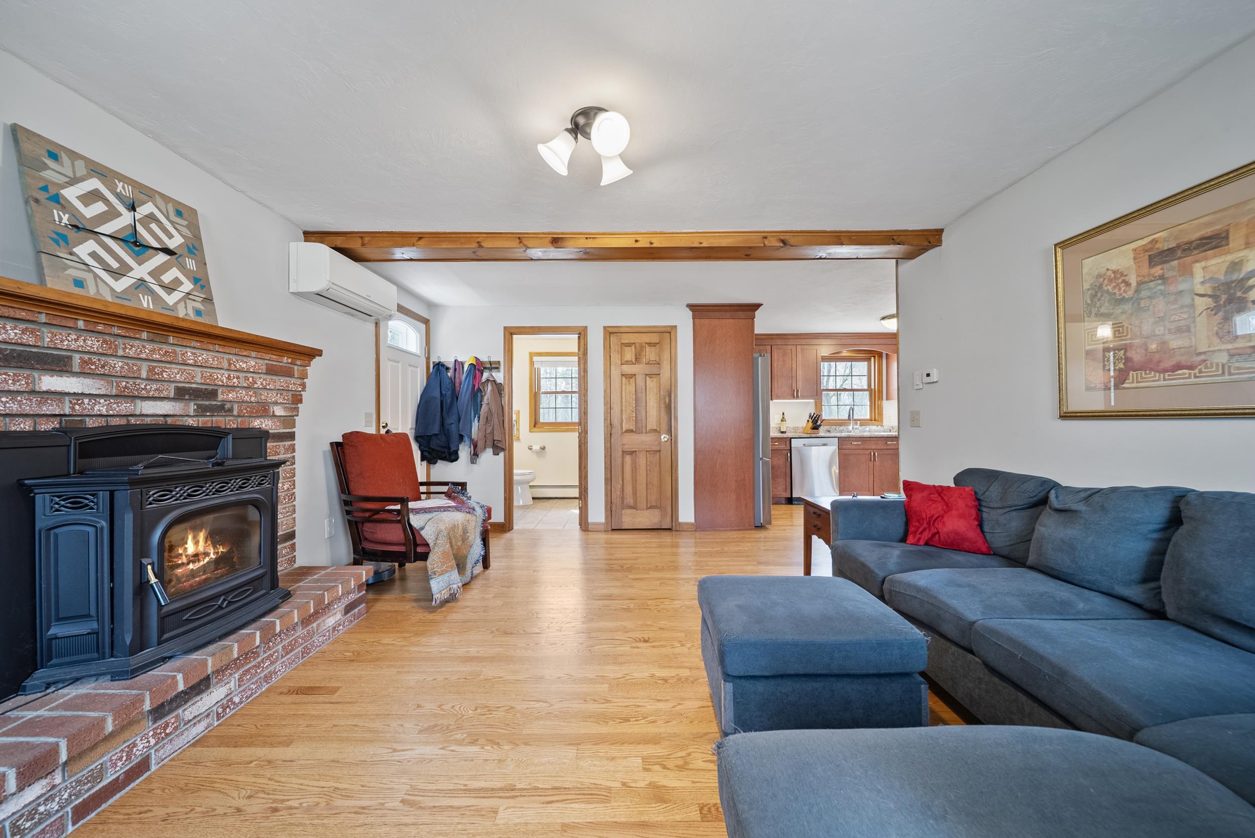 4 Donmac Drive Derry, NH 03038 - Photo 20 of 41