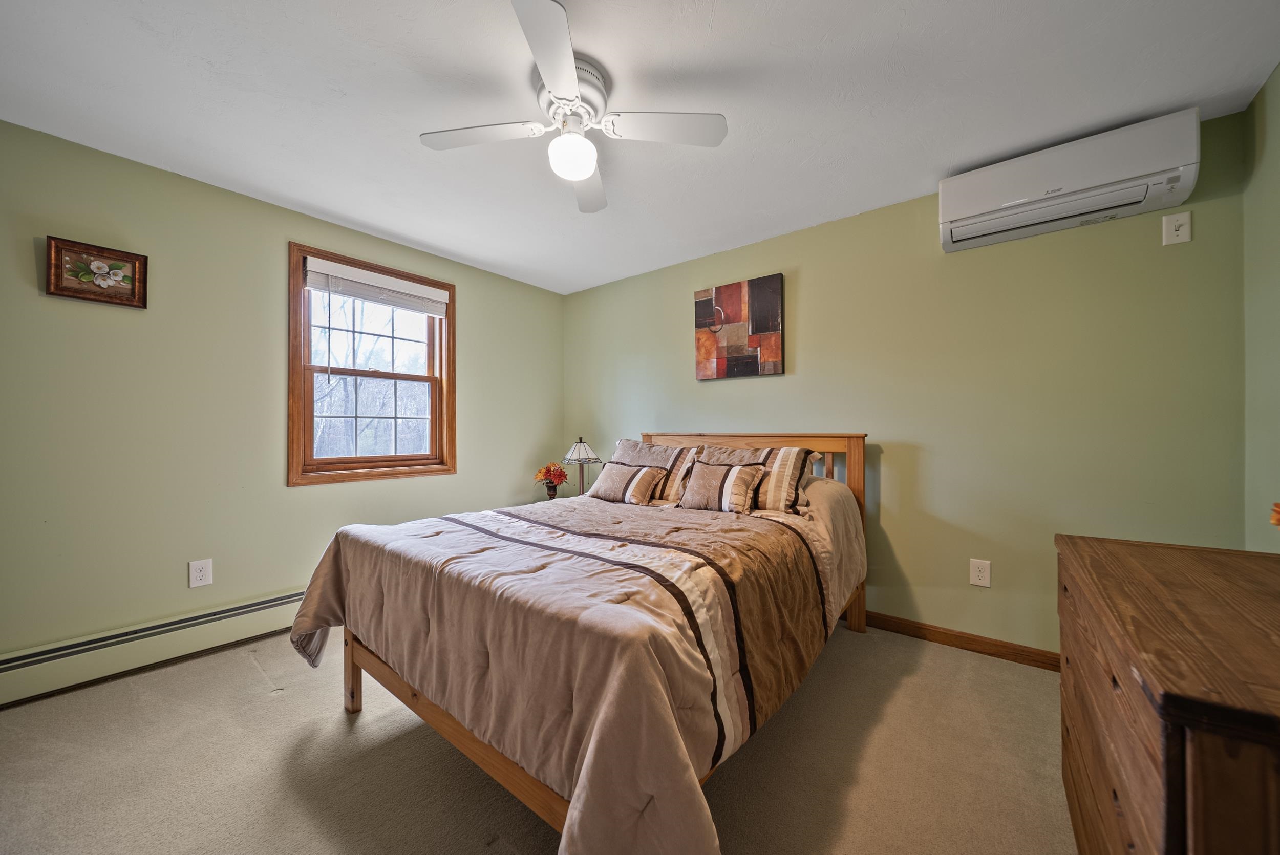 4 Donmac Drive Derry, NH 03038 - Photo 24 of 41