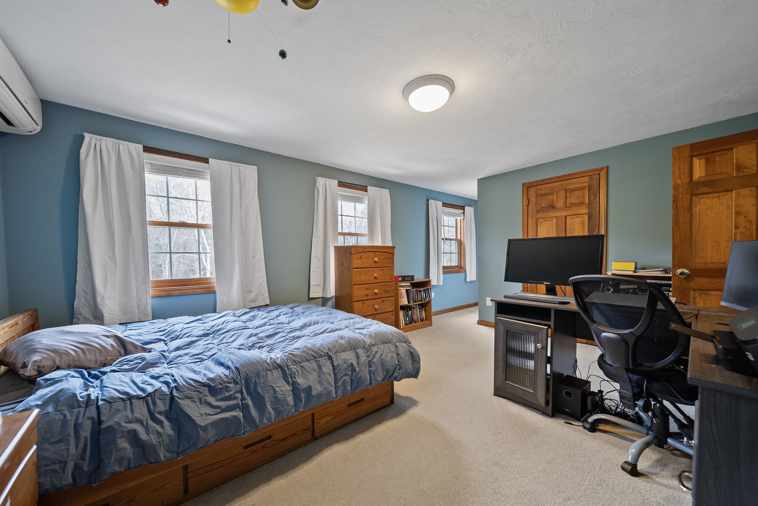 4 Donmac Drive Derry, NH 03038 - Photo 27 of 41