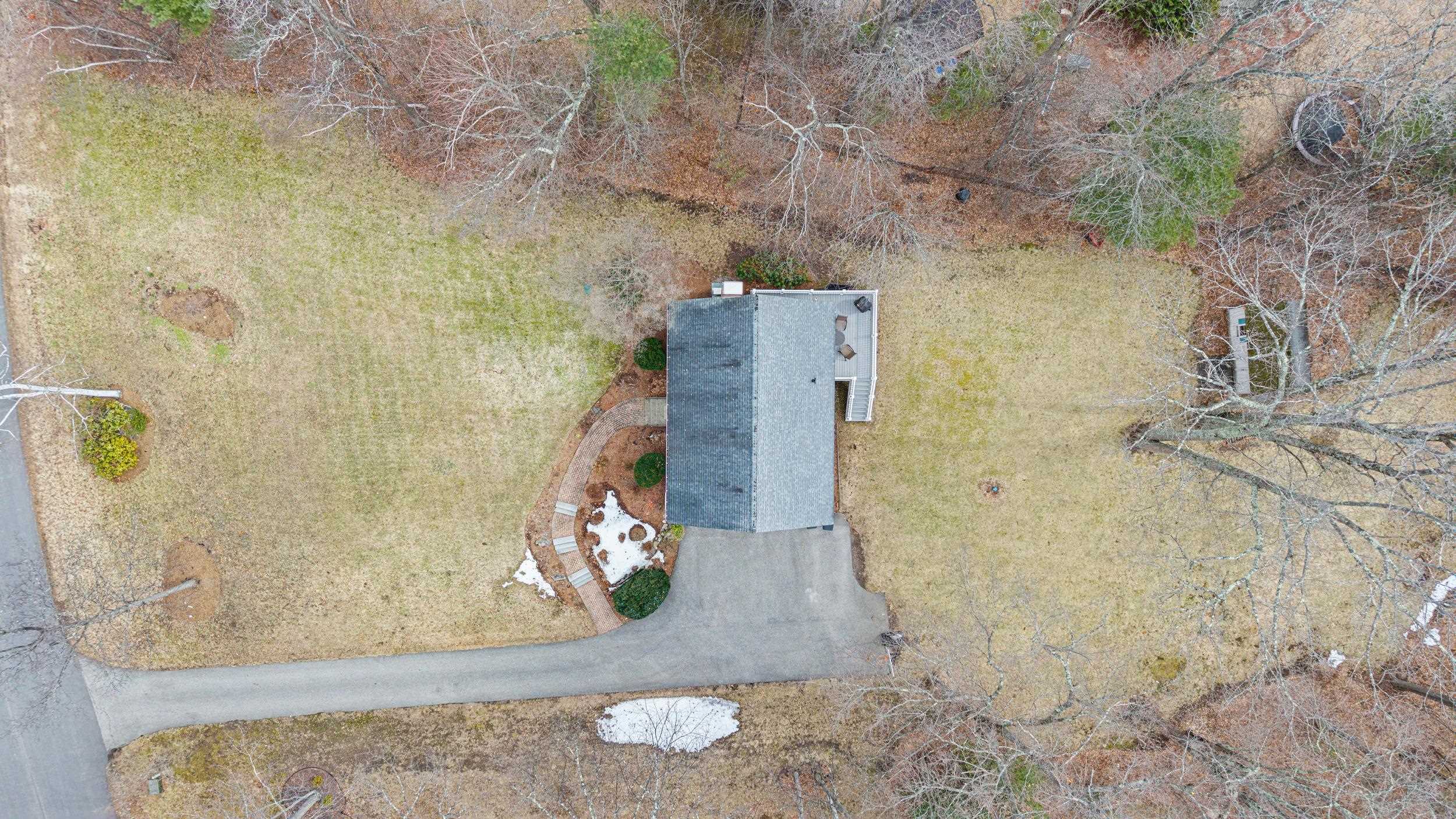 4 Donmac Drive Derry, NH 03038 - Photo 39 of 41