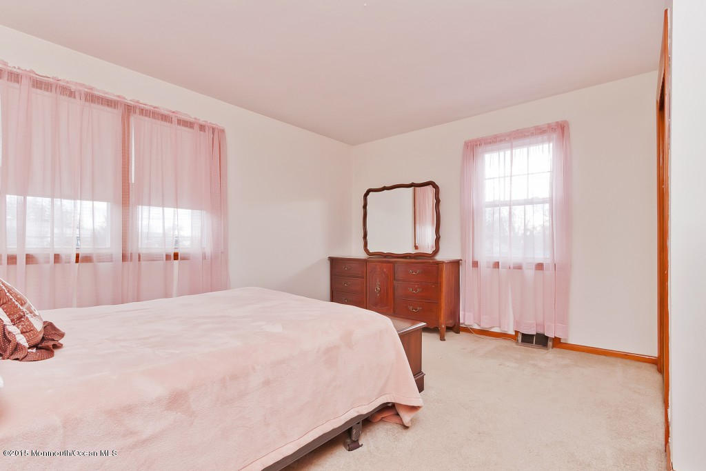 196 Dock Road, Unit A Matawan, NJ 07747 - Photo 12 of 19 wide_IMG_7040_2884132