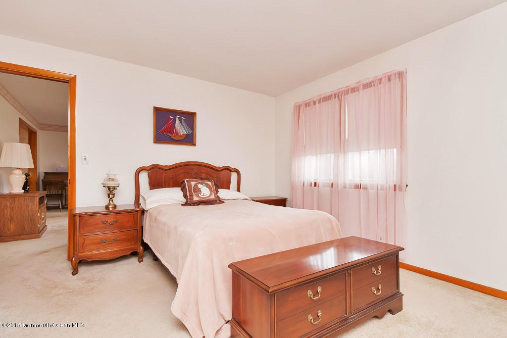 196 Dock Road, Unit A Matawan, NJ 07747 - Photo 13 of 19 wide_IMG_7041_2884133