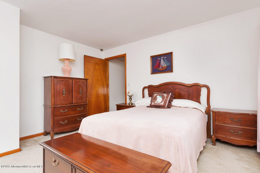 196 Dock Road, Unit A Matawan, NJ 07747 - Photo 14 of 19 wide_IMG_7042_2884134