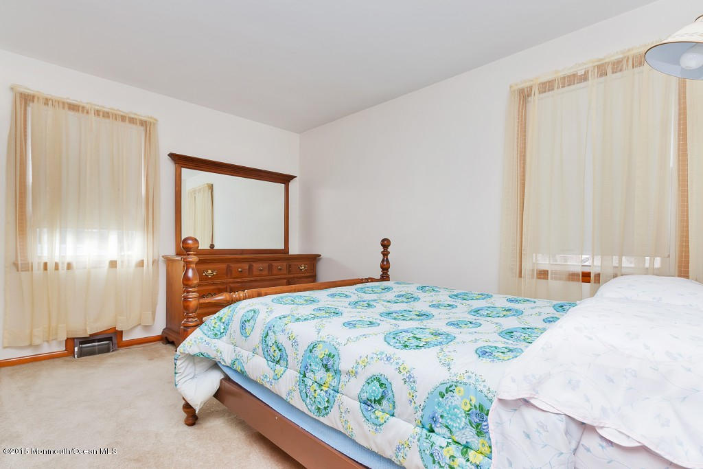 196 Dock Road, Unit A Matawan, NJ 07747 - Photo 15 of 19 wide_IMG_7044_2884135