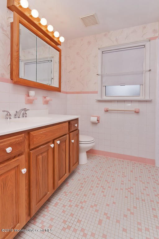 196 Dock Road, Unit A Matawan, NJ 07747 - Photo 18 of 19 wide_IMG_7048_2884138