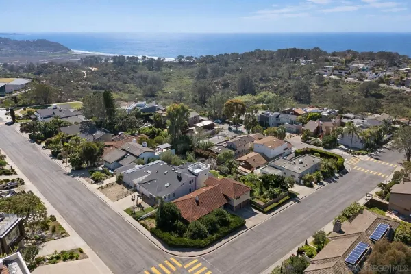 $2,400,000 | 2491 Cordero Road, Del Mar, CA 92014