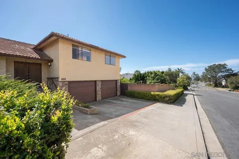 $2,400,000 | 2491 Cordero Road, Del Mar, CA 92014