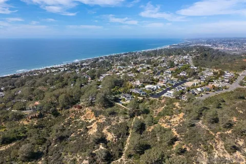 $2,400,000 | 2491 Cordero Road, Del Mar, CA 92014