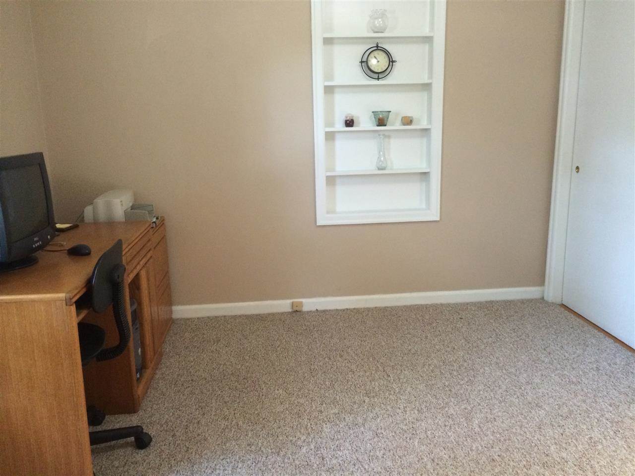 3208 West Amherst Road Muncie, IN 47304 - Photo 7 of 18