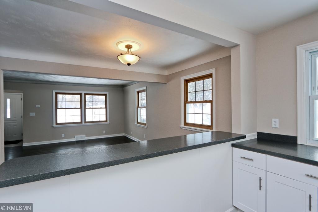 2545 Pascal Street Roseville, MN 55113 - Photo 15 of 28 Gallery Image 15