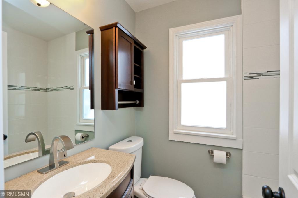 2545 Pascal Street Roseville, MN 55113 - Photo 16 of 28 Gallery Image 16